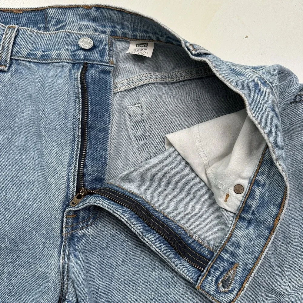 VTG Y2K Levi's 560 Loose Jeans Men Actual 33x32 Blue Light Wash Tapered Made USA